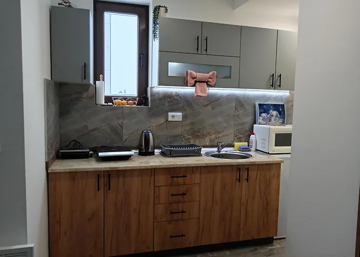 Eden Lux 3 Apartment